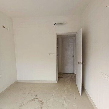 Room in 3 BHK Apartment at Joka – for Sale