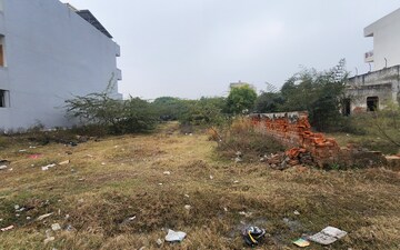 Plot For Sale in Sector 9a