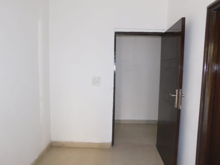 Room, rwa-apartments-sector-50 3 Bedroom 2800 Sq.Ft. Apartment In Sector 50 Noida 8041288