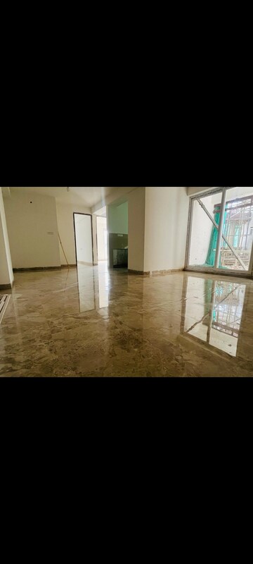 Room in 3.5 BHK Apartment at Ratan Galaxy, Vrindavan Yojna – for Sale