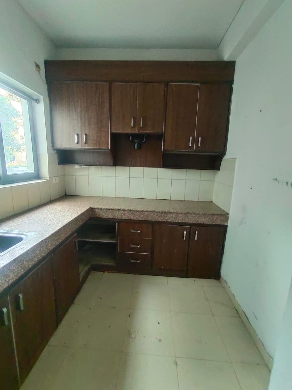 2 BHK + Extra Room 930 Sq.Ft. Builder Floor in Vatika INXT Emilia floors