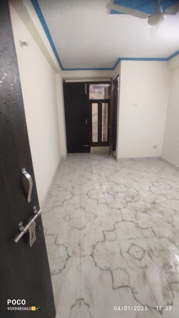 Room in 2 BHK Builder Floor at Mehrauli – for Rent