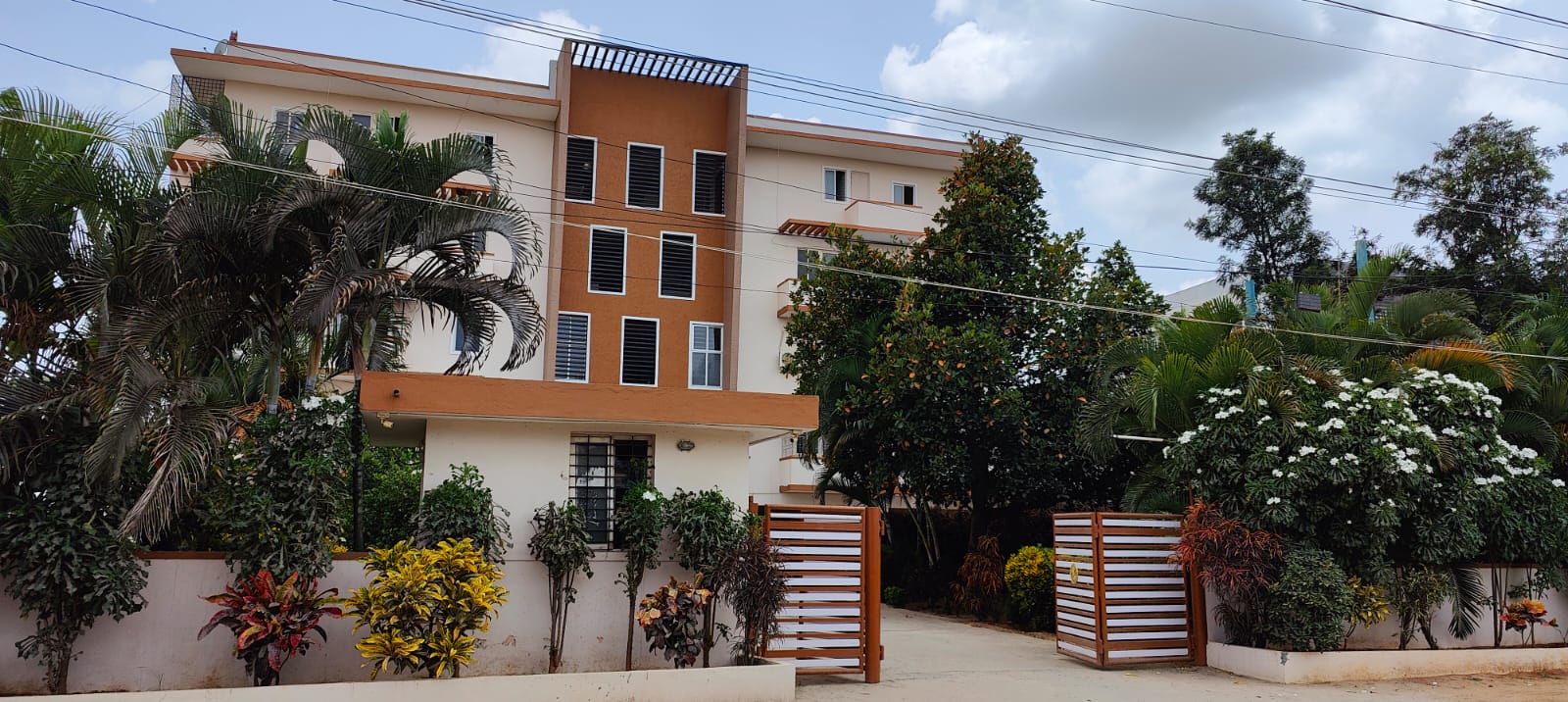 2 BHK Apartment For Sale in Mayur Daffodil