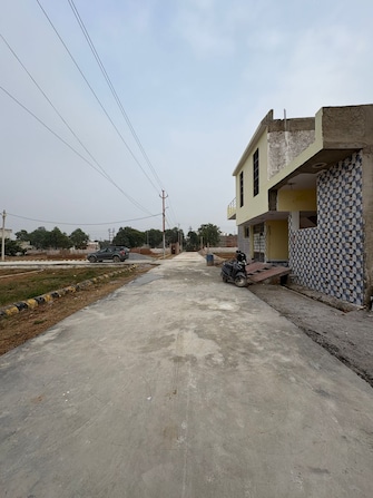 Plot For Resale in Gwalior Road Agra  8041398