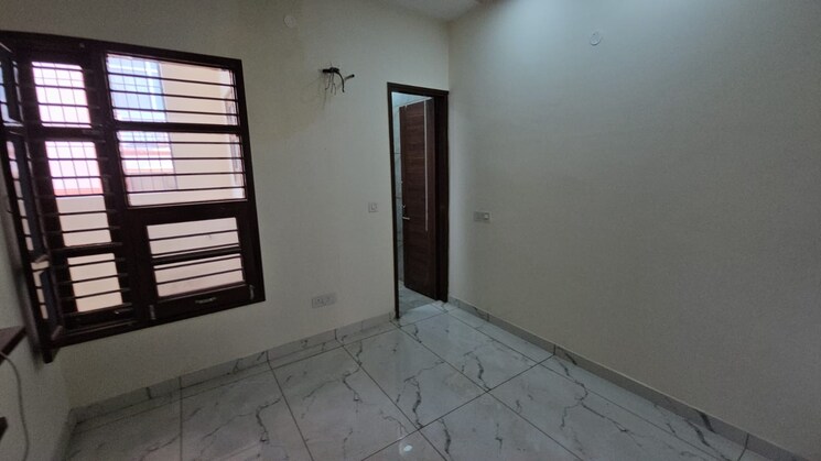 Room, ghazipur 4 Bedroom 3500 Sq.Ft. Independent House In Ghazipur Zirakpur 8041445