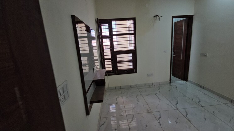 undefined, ghazipur 4 Bedroom 3500 Sq.Ft. Independent House In Ghazipur Zirakpur 8041445