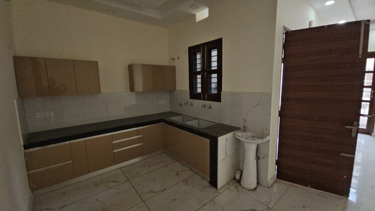 Kitchen, ghazipur 4 Bedroom 3500 Sq.Ft. Independent House In Ghazipur Zirakpur 8041445