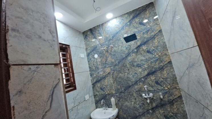 undefined, ghazipur 4 Bedroom 3500 Sq.Ft. Independent House In Ghazipur Zirakpur 8041445