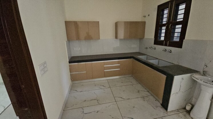 Kitchen, ghazipur 4 Bedroom 3500 Sq.Ft. Independent House In Ghazipur Zirakpur 8041445