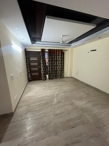 3.5 BHK Apartment For Rent in Paschim Vihar