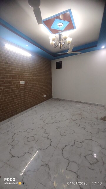 Room in 2 BHK Builder Floor at Mehrauli – for Rent