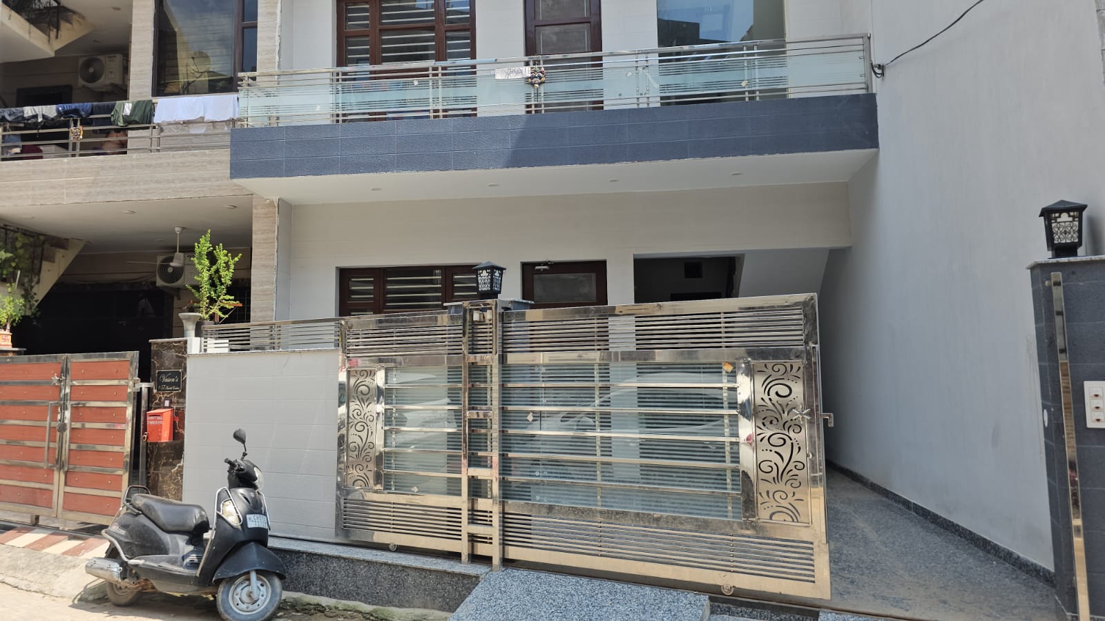 4 BHK + Pooja Room Independent House For Sale in Ghazipur