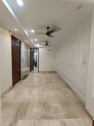 2.5 BHK Apartment For Rent in Madhur Apartment Paschim Vihar Delhi  8041507