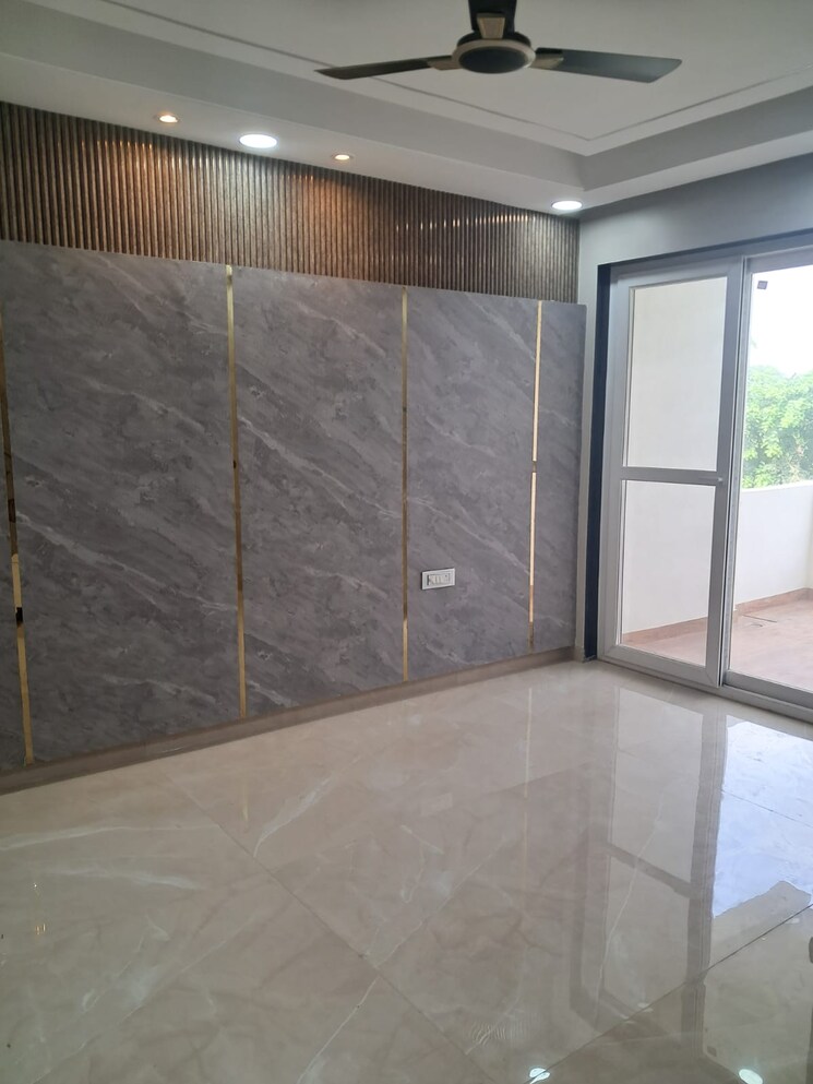 Room, mariners-paradise 4 Bedroom 2250 Sq.Ft. Builder Floor In Sector 87 Faridabad 8041546