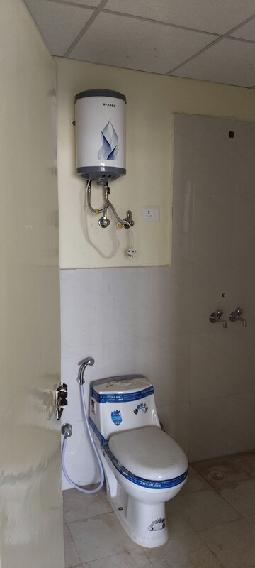 Bathroom in 2 BHK Apartment at Pyramid Elite, Sector 86 – for Rent