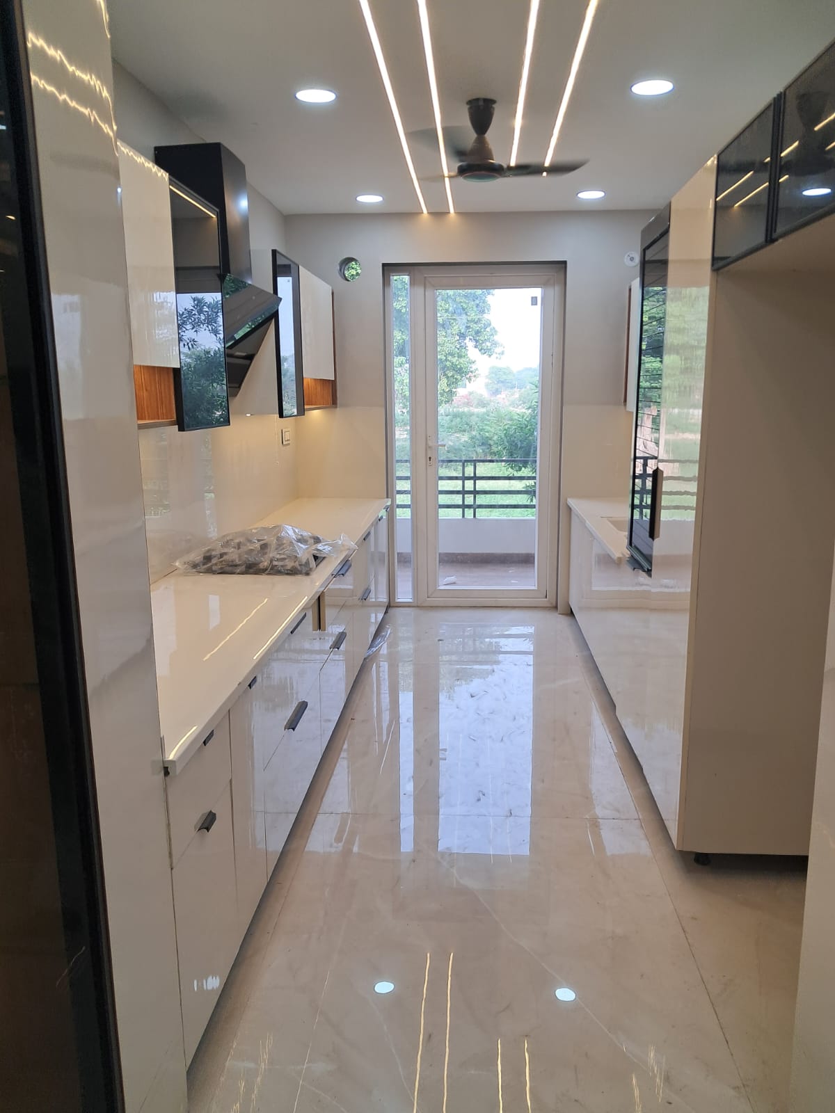 4 BHK + Study Room Builder Floor For Sale in Mariners Paradise