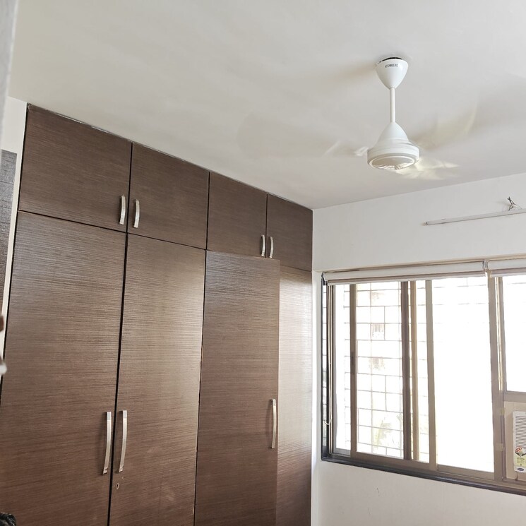 Room, kapur bawdi 2 Bedroom 653 Sq.Ft. Apartment In Kapur Bawdi Thane 8041555