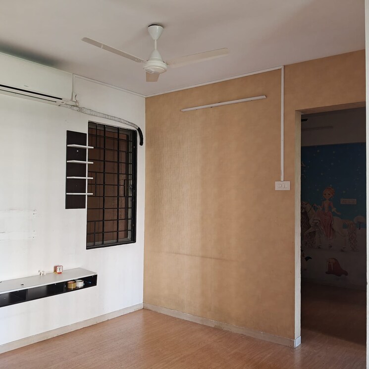 Room, kapur bawdi 2.5 Bedroom 750 Sq.Ft. Apartment In Kapur Bawdi Thane 8041571