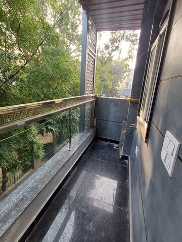 Balcony in 3 BHK Builder Floor at Ramesh Nagar – for Rent