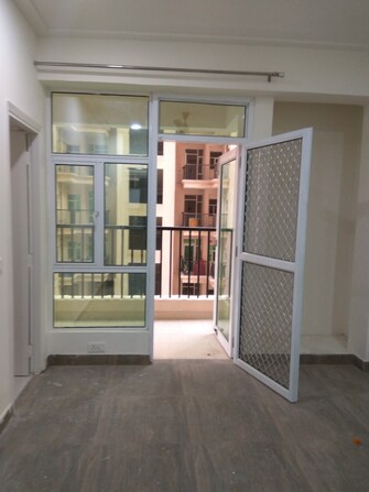 2 BHK Apartment For Resale in Gaur City 2 - 12th Avenue Noida Ext Sector 16c Greater Noida  8041582