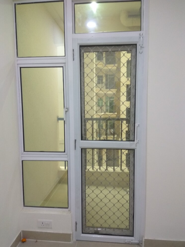 undefined, gaur-city-2-12th-avenue 2 Bedroom 635 Sq.Ft. Apartment In Sector 16c Greater Noida Greater Noida 8041582