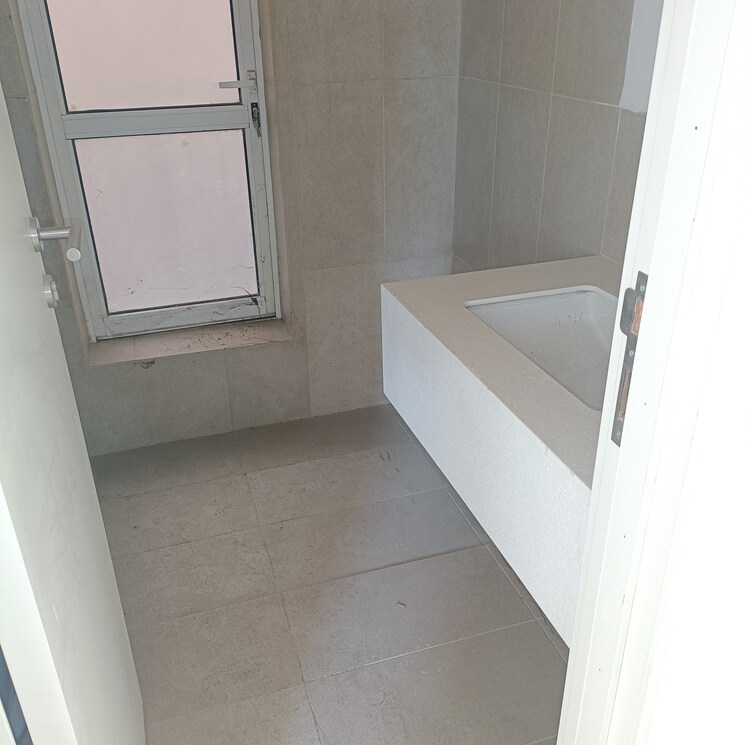 Balcony, unitech-escape 3 Bedroom 2066 Sq.Ft. Apartment In Sector 50 Gurgaon 8041636