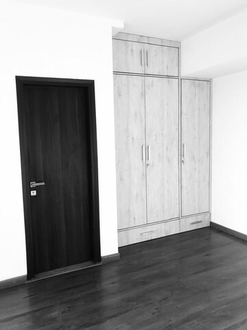 Room in 3 BHK Apartment at Tata Primanti-Tower Residences, Sector 72 – for Sale