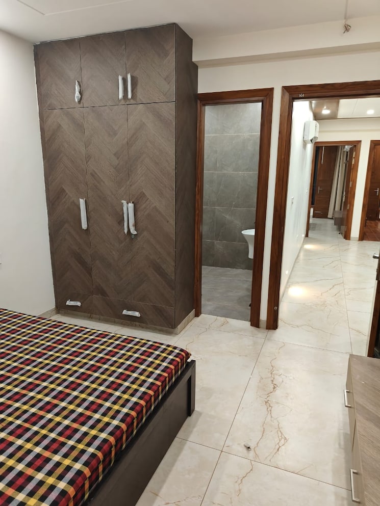 Bedroom, sector 17 5 Bedroom 250 Sq.Yd. Independent House In Sector 17 Panchkula 8041669