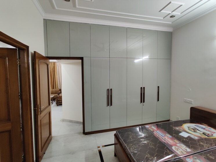Kitchen, sector 17 5 Bedroom 250 Sq.Yd. Independent House In Sector 17 Panchkula 8041669