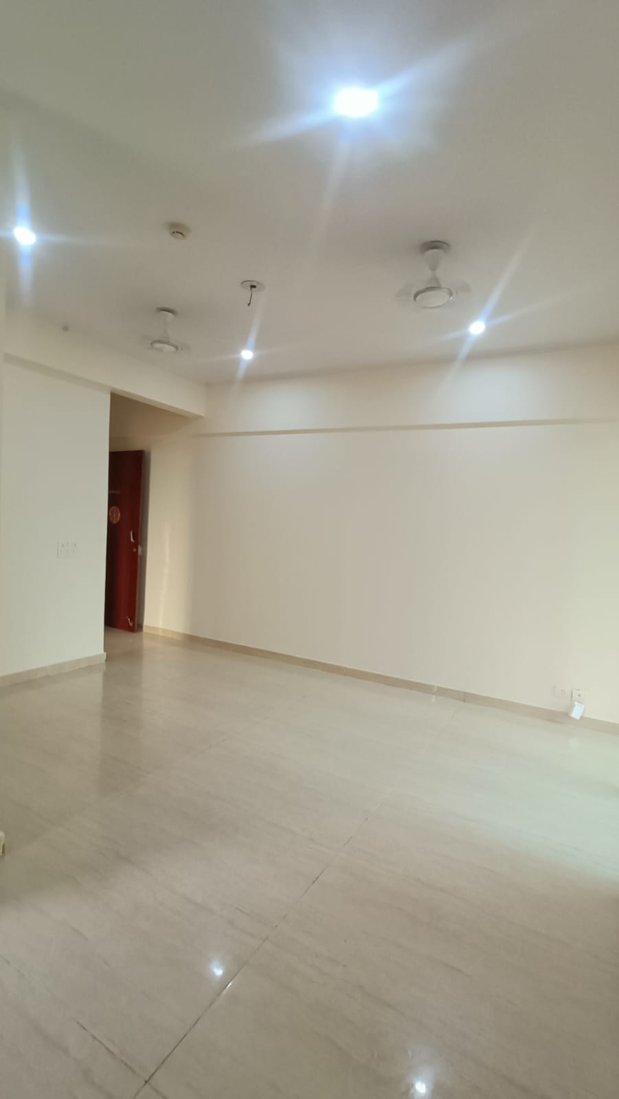 3 BHK + Servant Room 1930 Sq.Ft. Apartment in Gaur Saundaryam