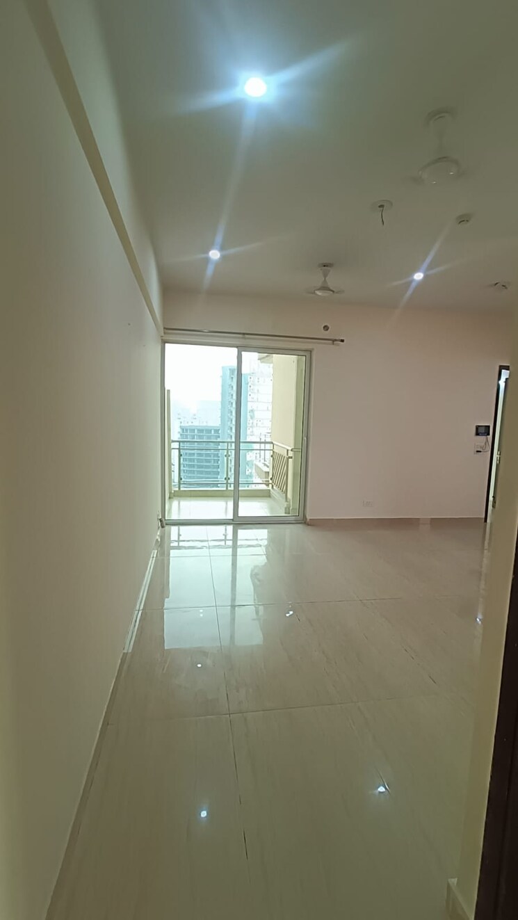 Master Bedroom, gaur-saundaryam 3 Bedroom 1930 Sq.Ft. Apartment In Tech Zone 4 Greater Noida Greater Noida 8041695