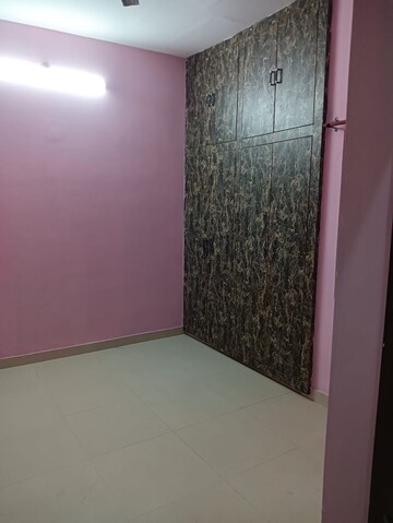 Room in 2 BHK Independent House at Gomti Nagar – for Rent