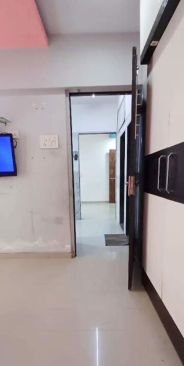 Room in 1 BHK Apartment at Sundaram Plaza, Nalasopara West – for Sale