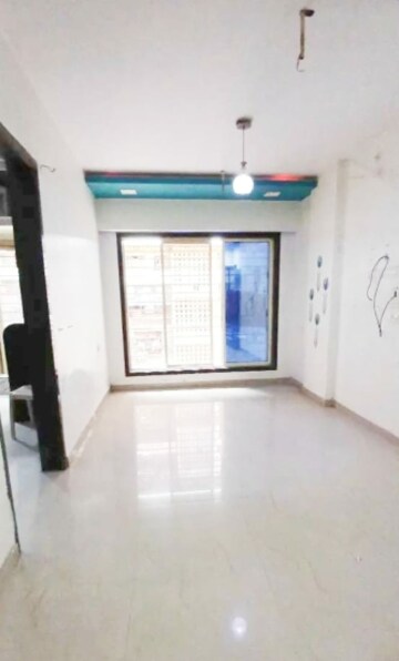 Room in 1 BHK Apartment at Sundaram Plaza, Nalasopara West – for Sale
