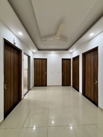 Kitchen in 3 BHK Builder Floor at Sector 51 – for Rent