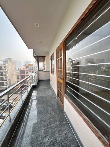 Balcony in 3 BHK Builder Floor at Sector 51 – for Rent