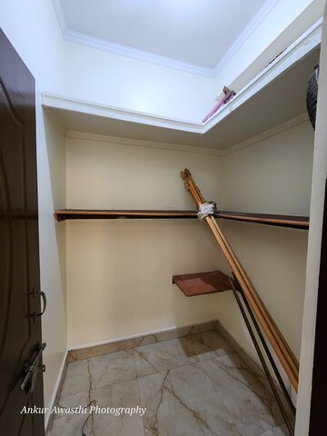 Master Bedroom in 3 BHK Builder Floor at Mohit Nagar – for Rent