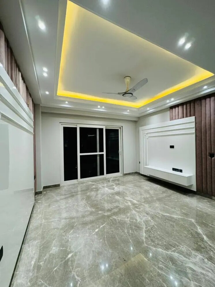 Room, mahavir enclave 1 3 Bedroom 1200 Sq.Ft. Builder Floor In Mahavir Enclave 1 Delhi 8041793