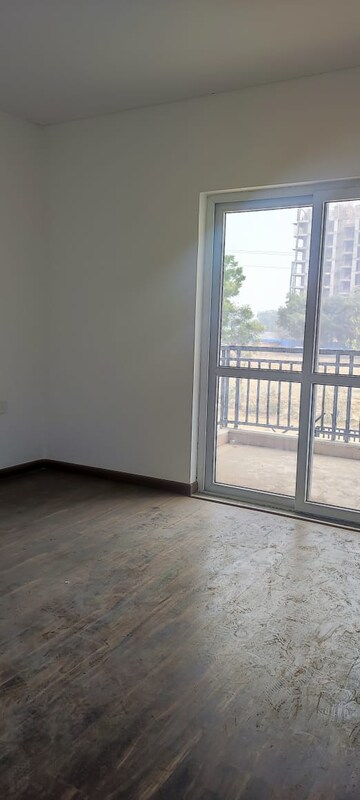 Room in 3 BHK Builder Floor at BPTP Park Elite Floors, Sector 85 – for Sale