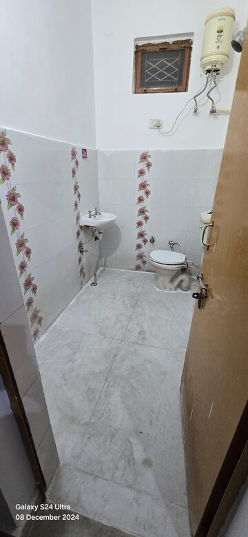 2 BHK Independent House For Rent in Niranjanpur