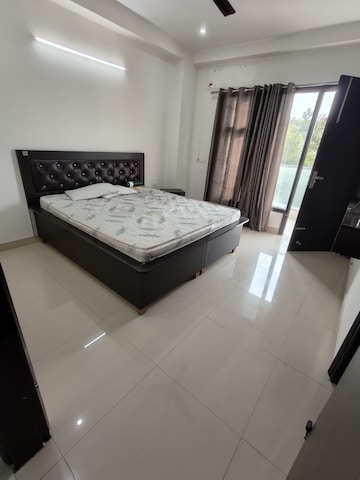 Bedroom in 1 BHK Builder Floor at Ansal Sushant Lok I, Sector 43 – for Rent