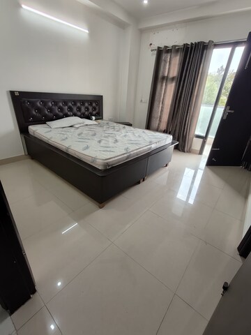Bedroom in 1 BHK Builder Floor at Ansal Sushant Lok I, Sector 43 – for Rent