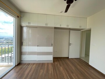 Room in 3 BHK Apartment at Godrej 24 Sarjapur, Sarjapur Road – for Rent