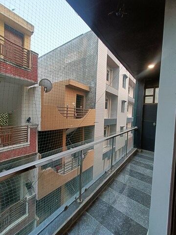 Master Bedroom in 4 BHK Builder Floor at Uttam Nagar West – for Sale
