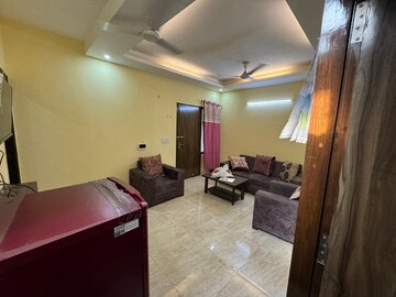 Living Room in 2 BHK Builder Floor at Ansal Sushant Lok I, Sector 43 – for Rent