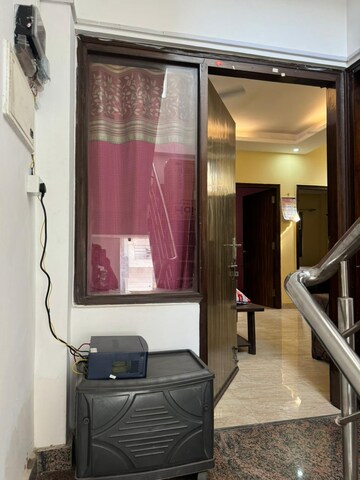 Living Room in 2 BHK Builder Floor at Ansal Sushant Lok I, Sector 43 – for Rent