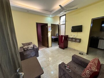 Living Room in 2 BHK Builder Floor at Ansal Sushant Lok I, Sector 43 – for Rent