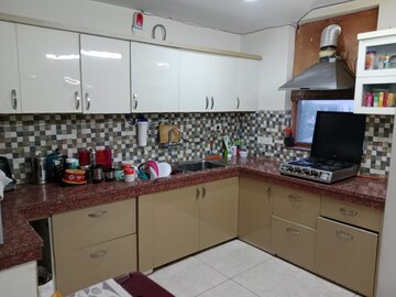 Kitchen in 3 BHK Builder Floor at Ansal Sushant Lok I, Sector 43 – for Rent