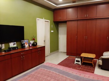 Bedroom in 6+ BHK Villa at Ballygunge – for Sale