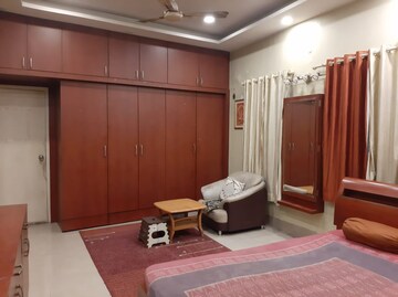Living Room in 6+ BHK Villa at Ballygunge – for Sale